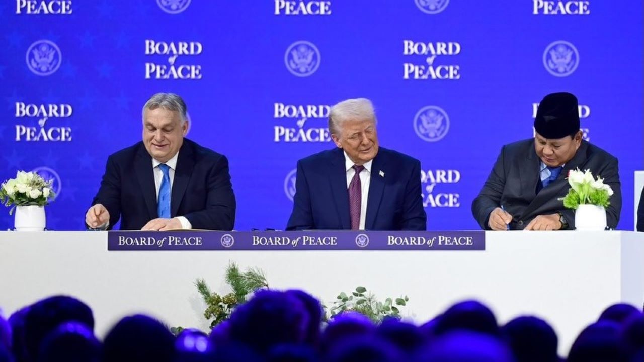 Forum Board of Peace Bahas Rekonstruksi Gaza dan Peran Indonesia Forum Board of Peace Bahas Rekonstruksi Gaza dan Peran Indonesia Source IG @prabowo