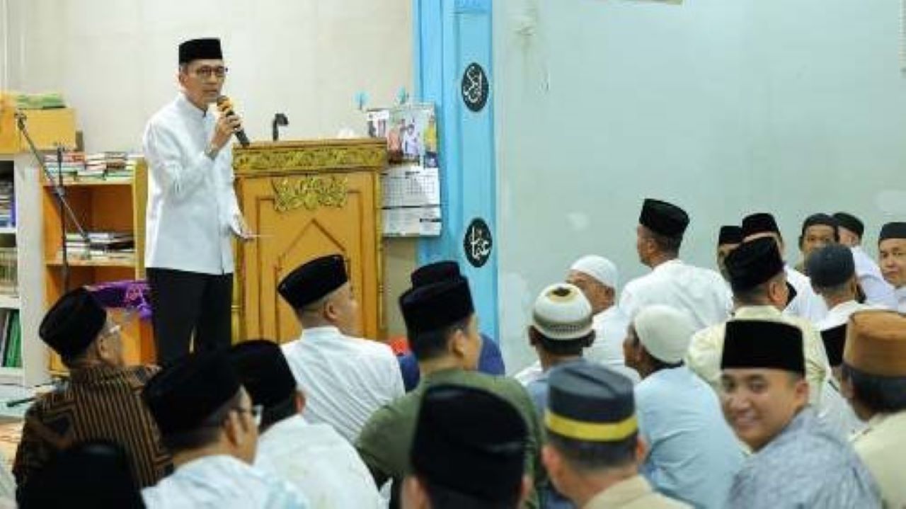 Safari Ramadan Palembang, Ratu Dewa, Aprizal Hasyim, Mushala Al-Falah, Pemerintah dan Masyarakat, Aspirasi Warga, Pembangunan Palembang, Bulan Ramadan