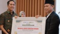 Ratu Dewa Terima Penghargaan Sahabat Masjid di Ajang Masjid Teladan 2026