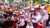 Feby Herman Deru Resmikan Rumah Dilan TP PKK OKI untuk Pemberdayaan Perempuan dan Anak Feby Herman Deru Resmikan Rumah Dilan TP PKK OKI untuk Pemberdayaan Perempuan dan Anak