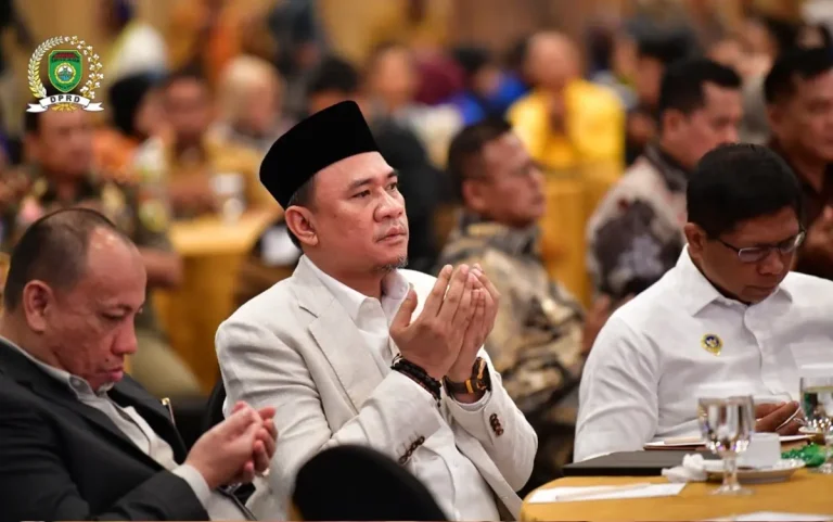 Andie Dinialdie Hadiri Sarasehan Kebangsaan Nasional Bahas Obligasi Daerah di Palembang, Foto: Ist Andie Dinialdie Hadiri Sarasehan Kebangsaan Nasional Bahas Obligasi Daerah di Palembang, Foto: Ist