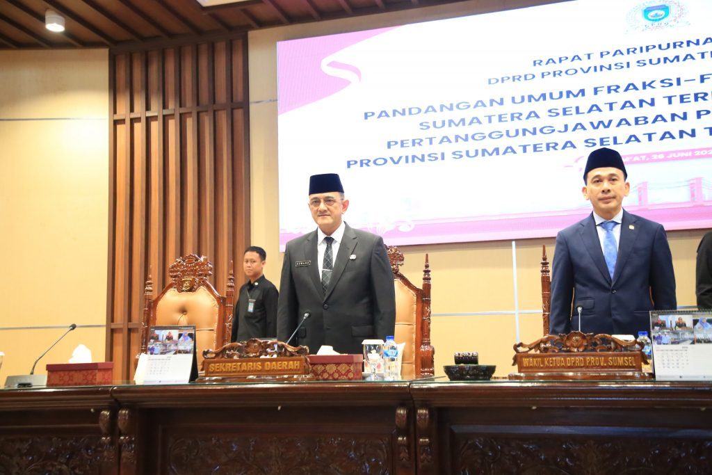 Ruang Rapat Paripurna DPRD Provinsi Sumatera Selatan, Palembang. Ruang Rapat Paripurna DPRD Provinsi Sumatera Selatan, Palembang.